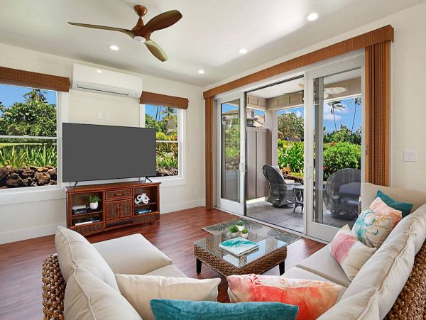 Perfect Getaway with 3 Bedrooms & Short Walk to the Beach