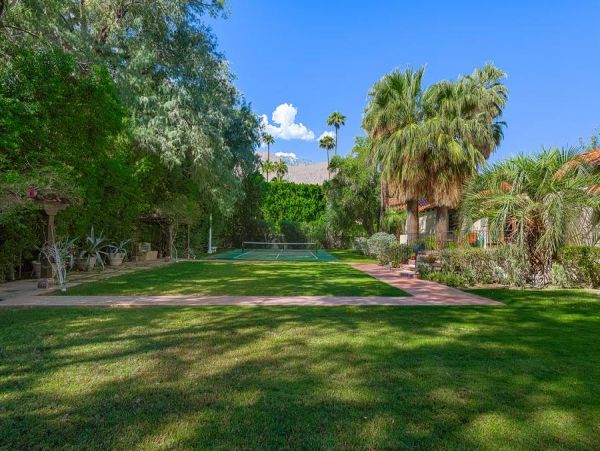 Luxury Vacation Rental with 6 Bedrooms & Private Pool