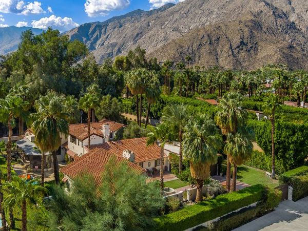 Luxury Vacation Rental with 6 Bedrooms & Private Pool
