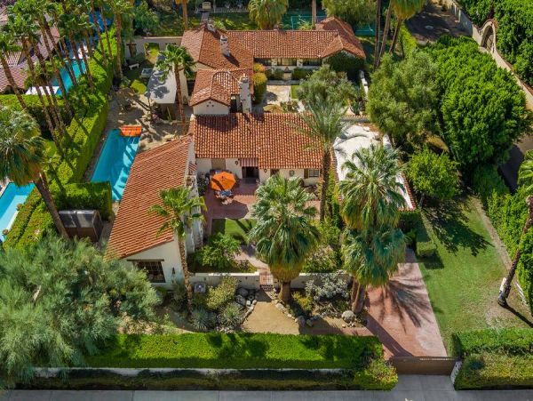 Luxury Vacation Rental with 6 Bedrooms & Private Pool