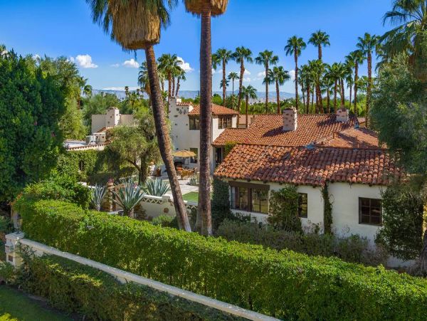 Luxury Vacation Rental with 6 Bedrooms & Private Pool