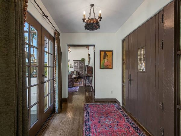 Luxury Vacation Rental with 6 Bedrooms & Private Pool