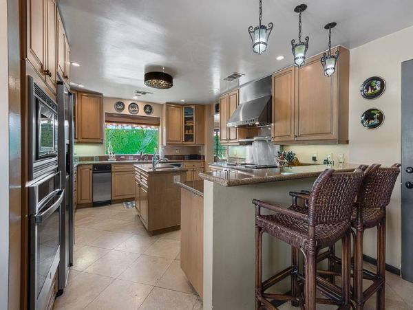 Luxury Vacation Rental with 6 Bedrooms & Private Pool