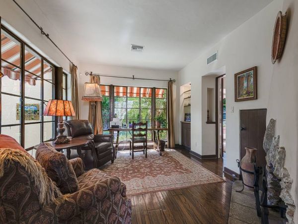 Luxury Vacation Rental with 6 Bedrooms & Private Pool