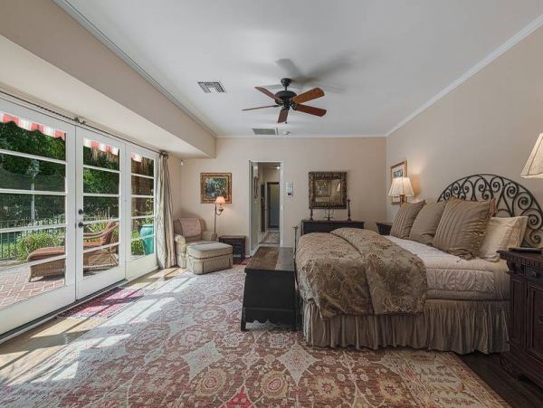 Luxury Vacation Rental with 6 Bedrooms & Private Pool