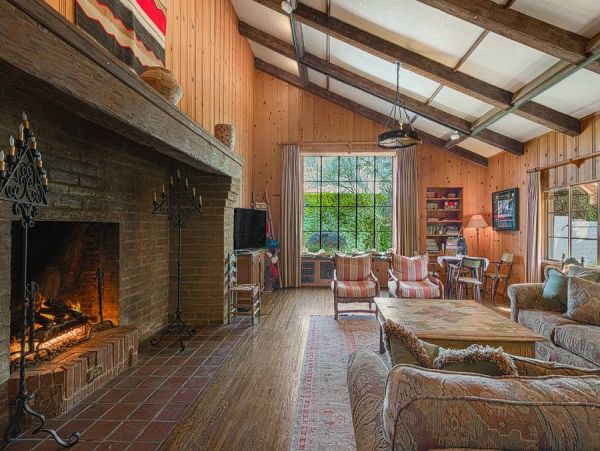 Luxury Vacation Rental with 6 Bedrooms & Private Pool