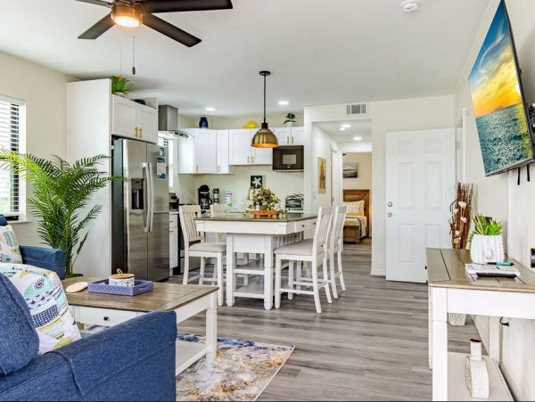 Treasure Island 4 Bedroom Vacation Rental Across the Street from the Beach