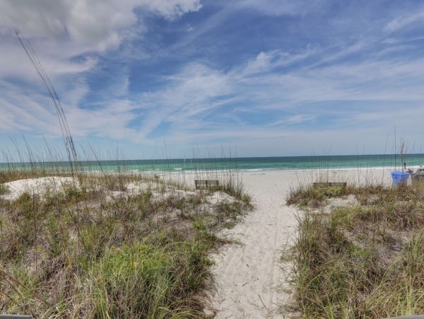 Treasure Island 4 Bedroom Vacation Rental Across the Street from the Beach