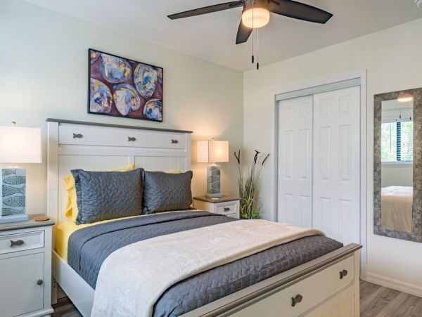 Treasure Island 4 Bedroom Vacation Rental Across the Street from the Beach