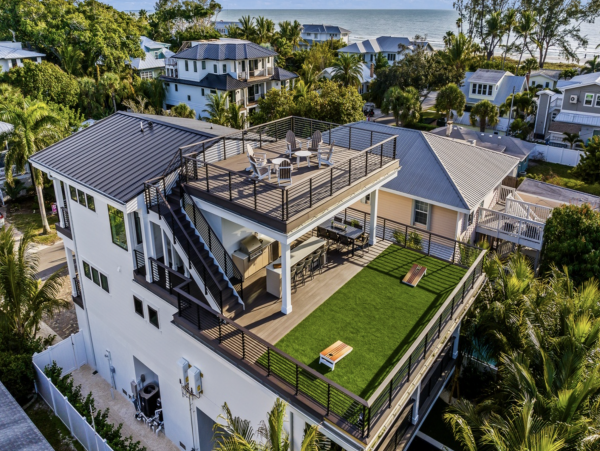 Luxury 5 Bedroom Vacation Home in Anna Maria 2 Min Walk to Beach