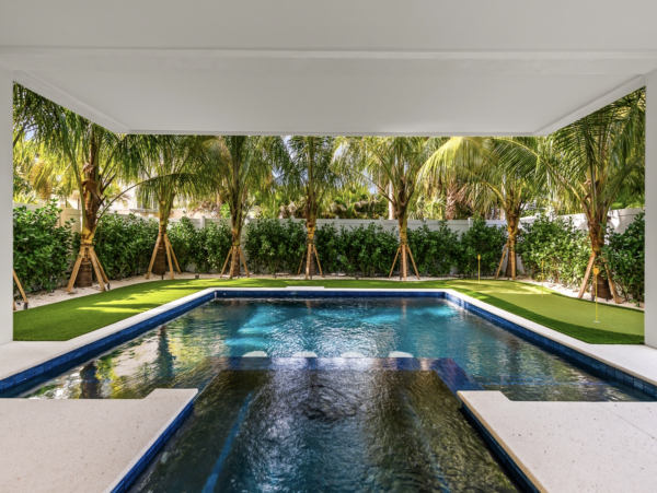 Luxury 5 Bedroom Vacation Home in Anna Maria 2 Min Walk to Beach