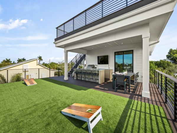 Luxury 5 Bedroom Vacation Home in Anna Maria 2 Min Walk to Beach