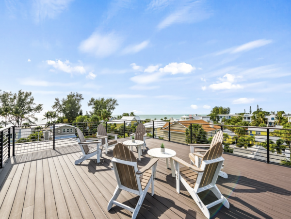 Luxury 5 Bedroom Vacation Home in Anna Maria 2 Min Walk to Beach