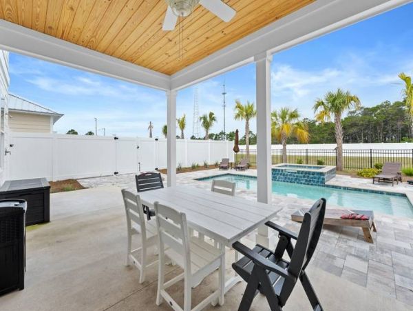 Ten Bedroom Vacation Rental with 2 Pools in Panama City Beach