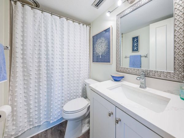 Stunning Belleair Beach Townhouse: Ocean Views & Pool Access