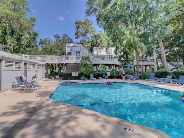 Hilton Head Vacation Rental 2nd-Level Townhome