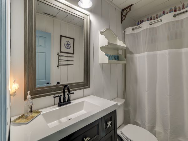 Hilton Head Vacation Rental 2nd-Level Townhome