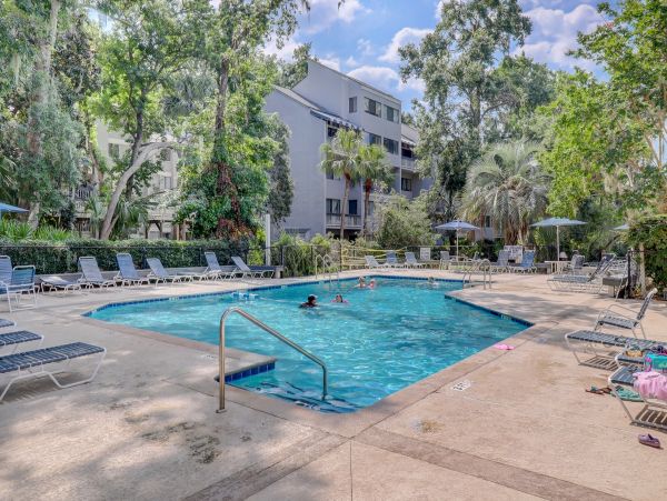 Hilton Head Vacation Rental 2nd-Level Townhome