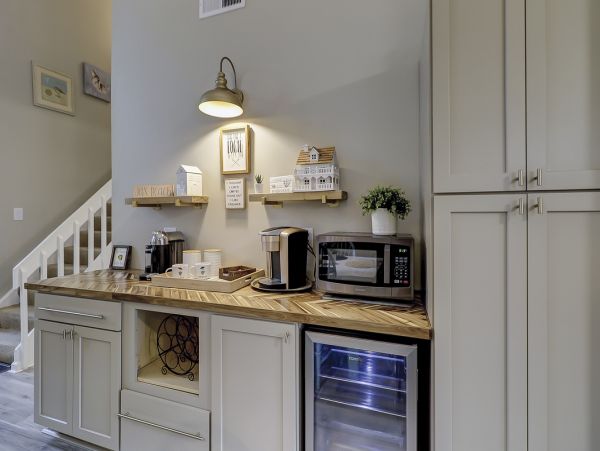 Hilton Head Vacation Rental 2nd-Level Townhome