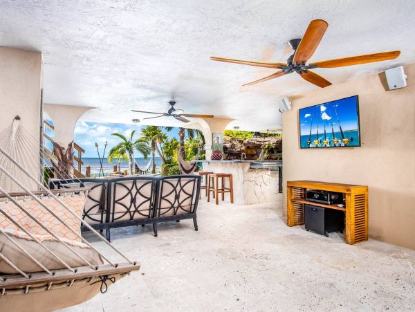 Luxury Vacation Rental with 5 Bedrooms & Amazing Views