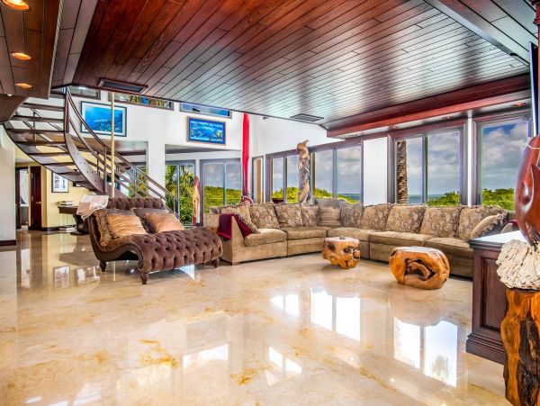 Luxury Vacation Rental with 5 Bedrooms & Amazing Views