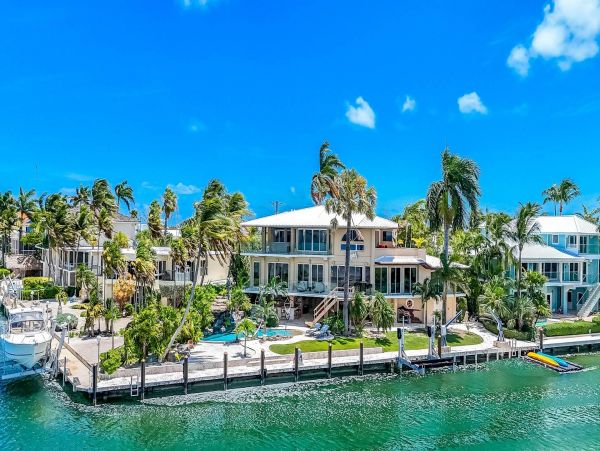 Luxury Vacation Rental with 5 Bedrooms & Amazing Views