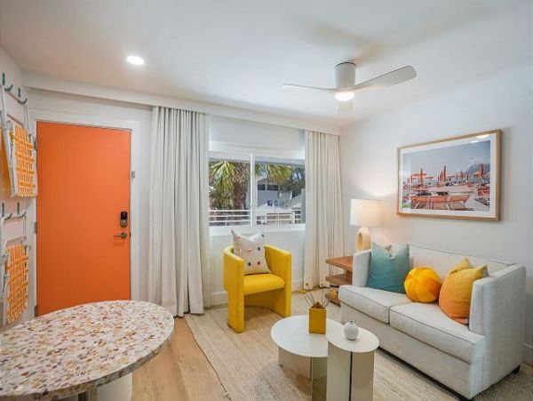 Cozy Beachfront Getaway in Holmes Beach