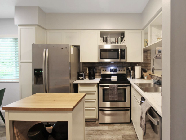 Modern Two Bedroom Condo in the Heart of Sarasota