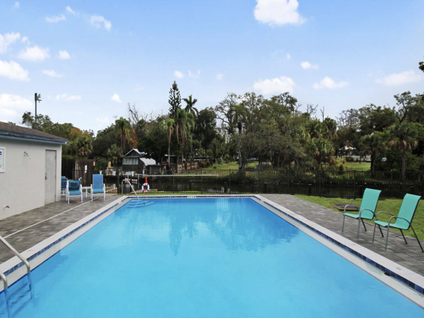 Modern Two Bedroom Condo in the Heart of Sarasota