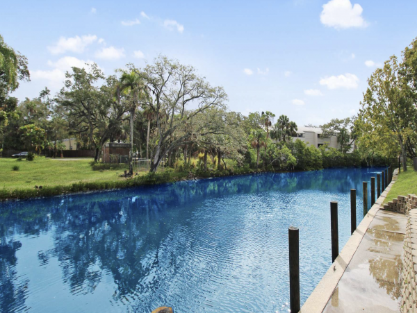 Modern Two Bedroom Condo in the Heart of Sarasota