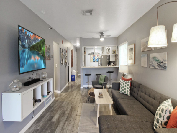 Modern Two Bedroom Condo in the Heart of Sarasota