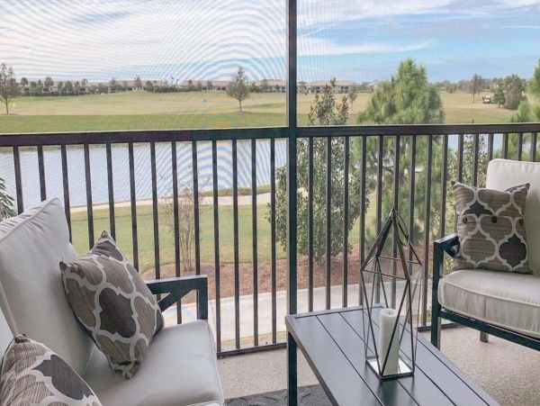 Lake Front Two Bedroom Rental Condo in Lakewood Ranch