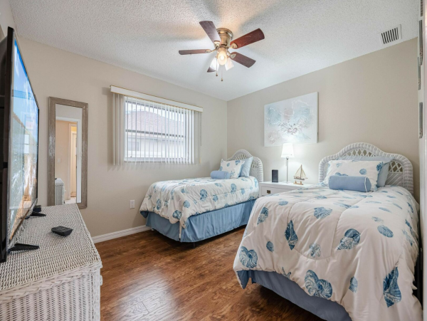 Relax in Englewood: Villa with Saltwater Pool & Space