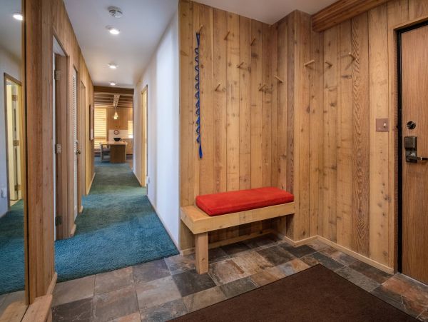 Cozy Vail Ski in Ski out Vacation Rental 3 Bedroom