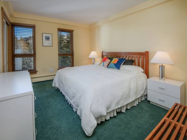 Cozy Vail Ski in Ski out Vacation Rental 3 Bedroom