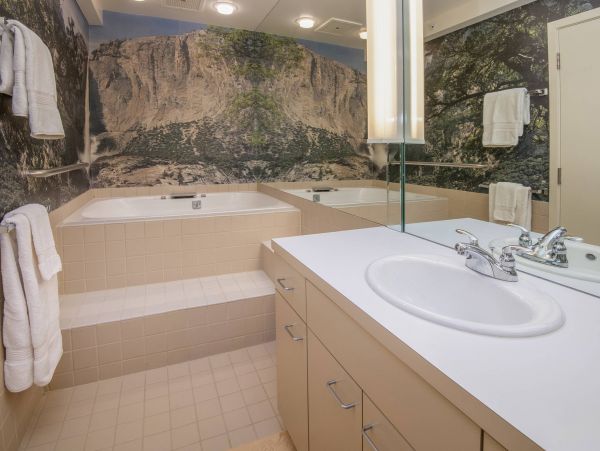 Cozy Vail Ski in Ski out Vacation Rental 3 Bedroom
