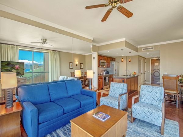 Elevated Elegance: Kaanapali 5-Bedroom Haven Ocean Views