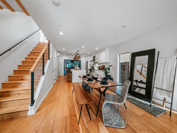 Luxury 3-Level Vacation Home Great Amenities
