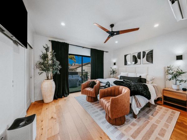 Luxury 3-Level Vacation Home Great Amenities