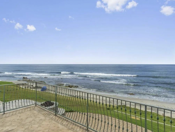Ocean Front Luxury La Jolla Vacation Villa.