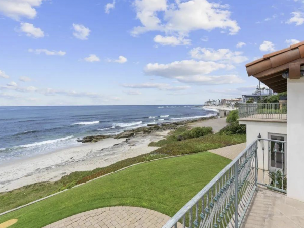 Ocean Front Luxury La Jolla Vacation Villa.