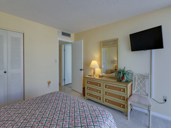 Marco Island Direct Beach Access