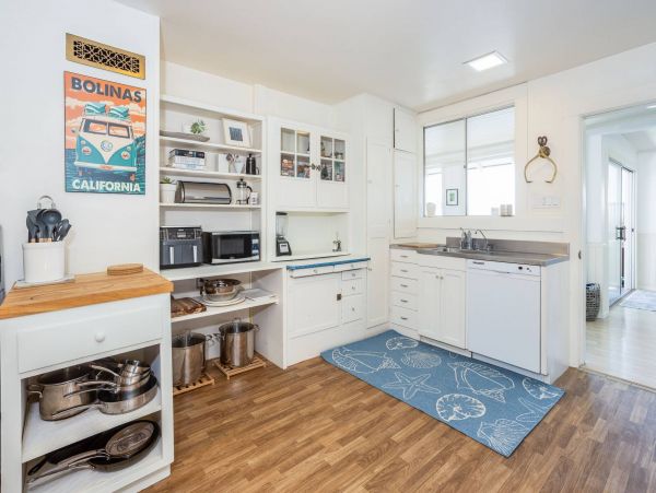 Lovely Vacation Rental with 3 Bedrooms in Bolinas
