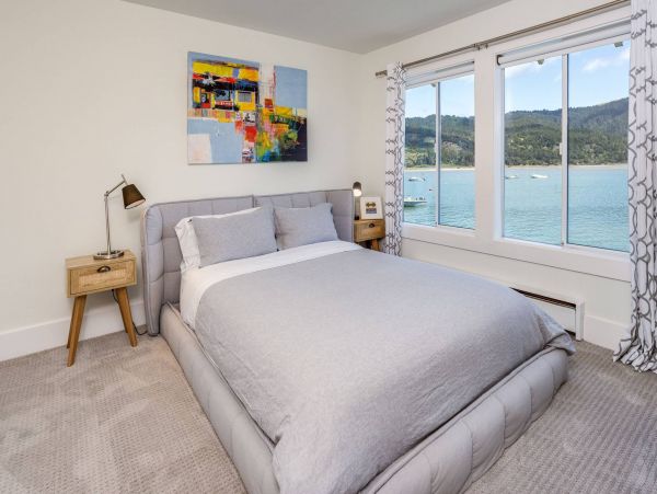 Lovely Vacation Rental with 3 Bedrooms in Bolinas