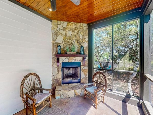 Coastal Retreat with Garden Patios, Firepit & Pool