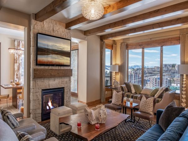 Ski in Ski out Luxury Vacation Rental with 5 Bedrooms