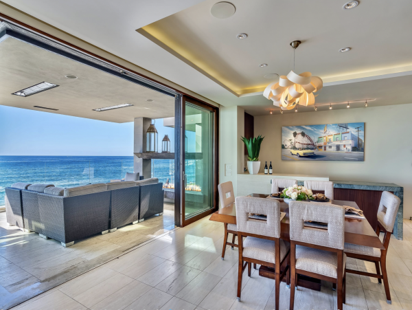 Windansea Beachfront our Bedroom Luxury
