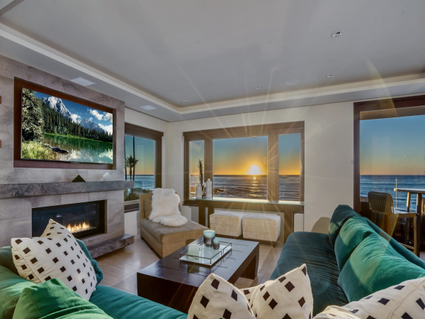 Windansea Beachfront our Bedroom Luxury