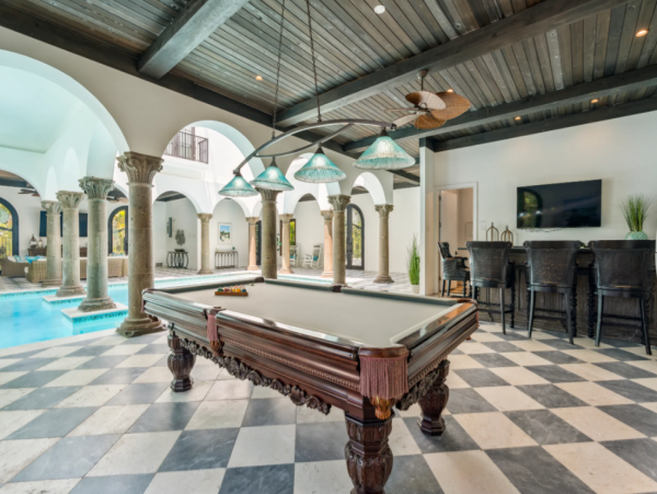 Luxurious Sarasota Rental: Waterfront, Pool, Sleeps 10