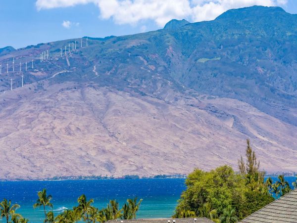 Lovely Maui Vacation Condo with Partial Ocean Views